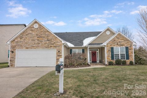 1 Breyerton Court Asheville NC 28804