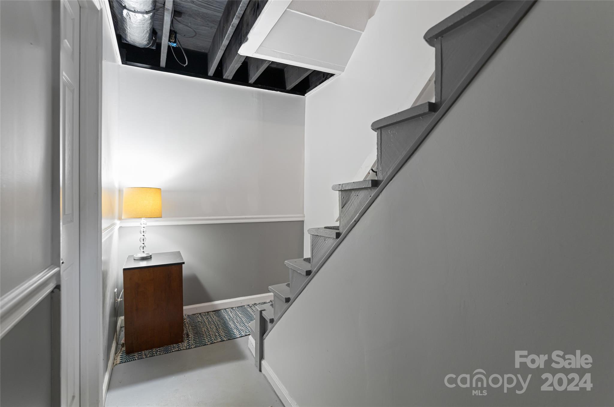 English Hills - Residential