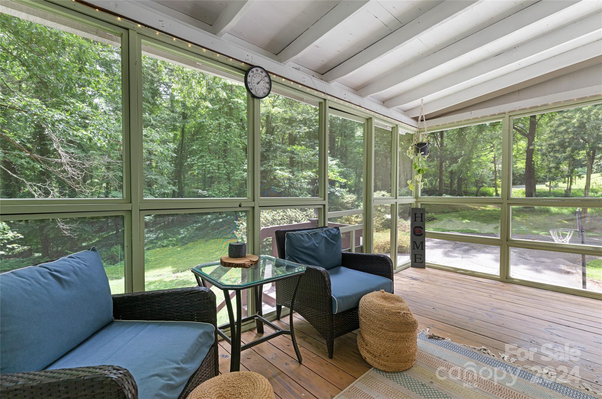 English Hills - Residential