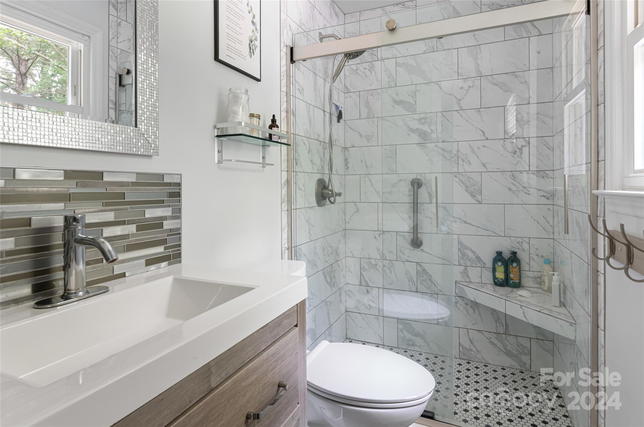 English Hills - Residential