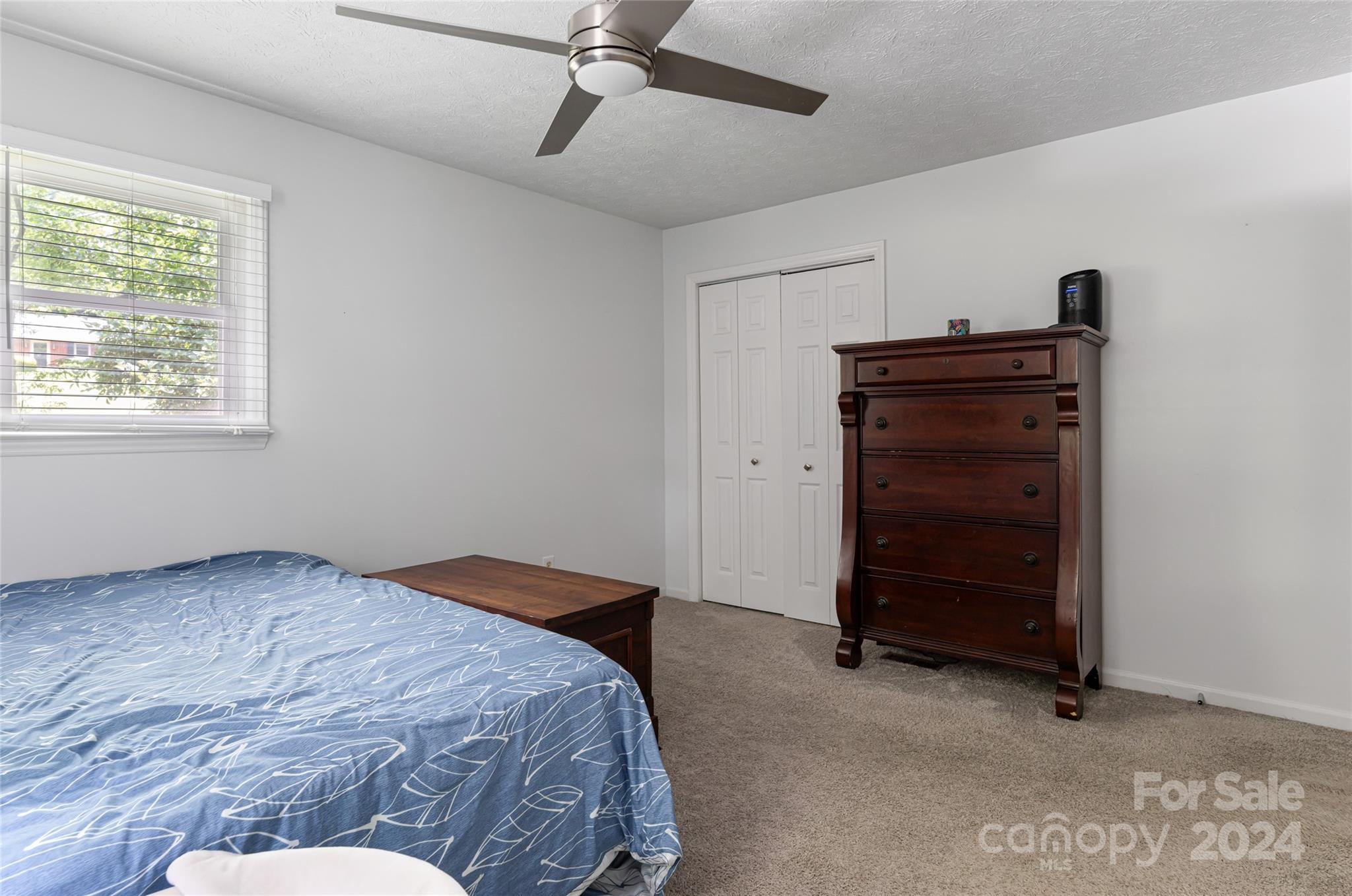 English Hills - Residential