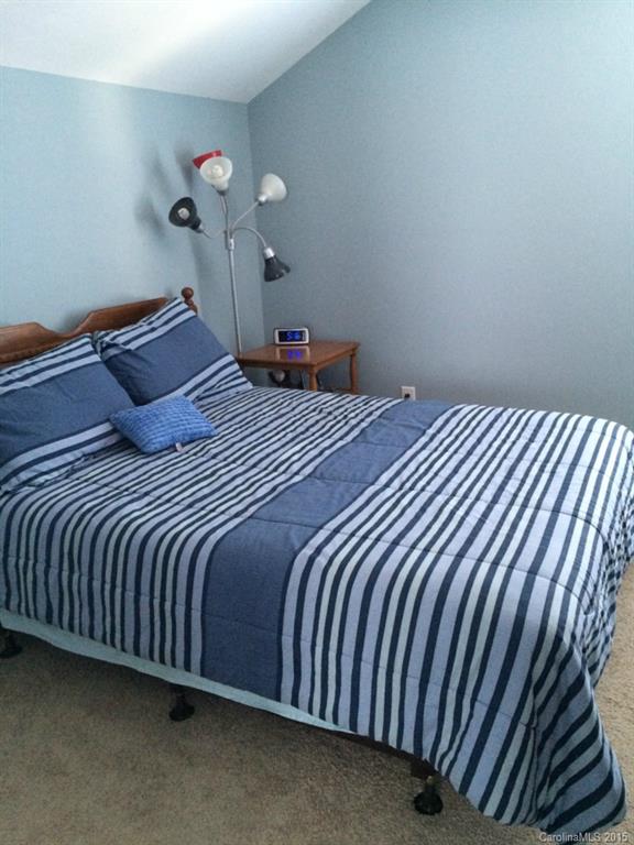 Newport Lakes - Residential