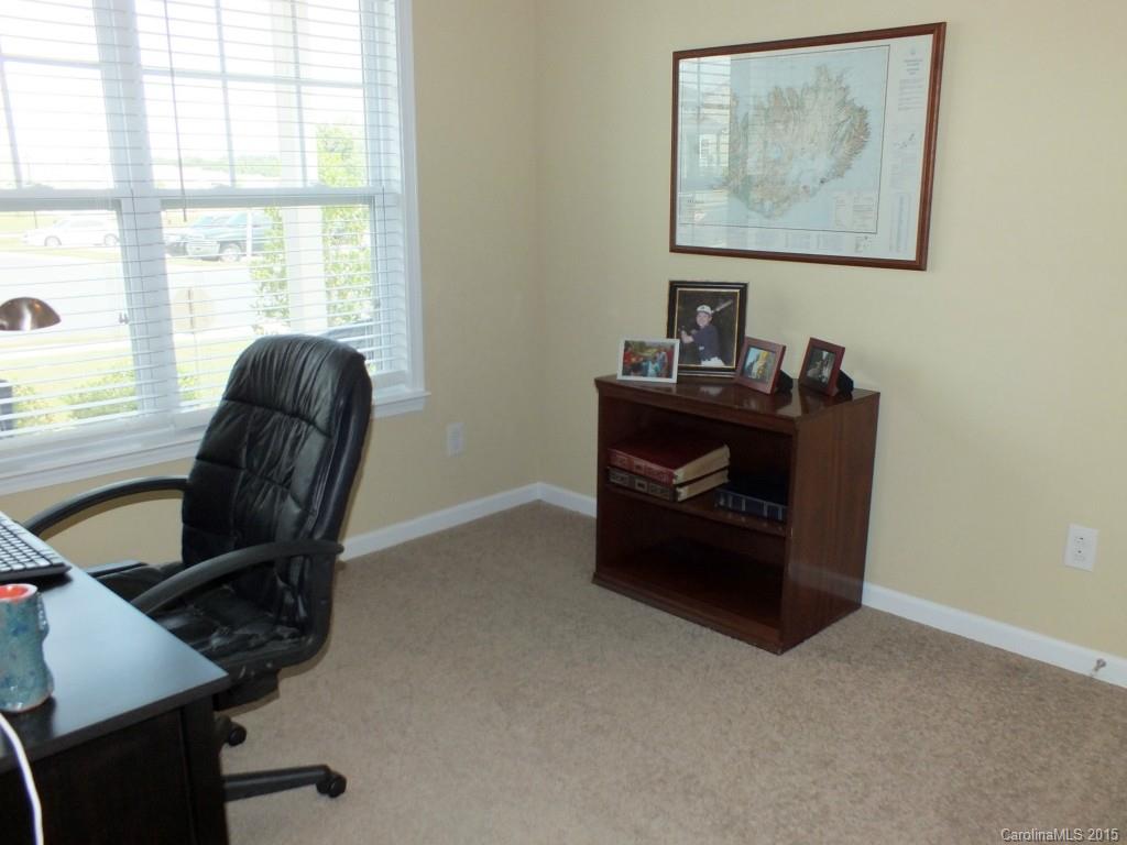 Newport Lakes - Residential