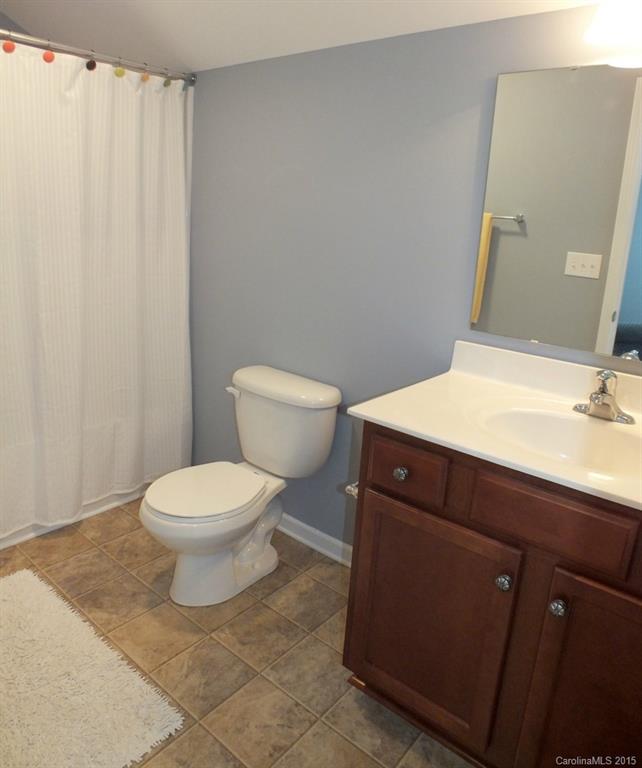 Newport Lakes - Residential