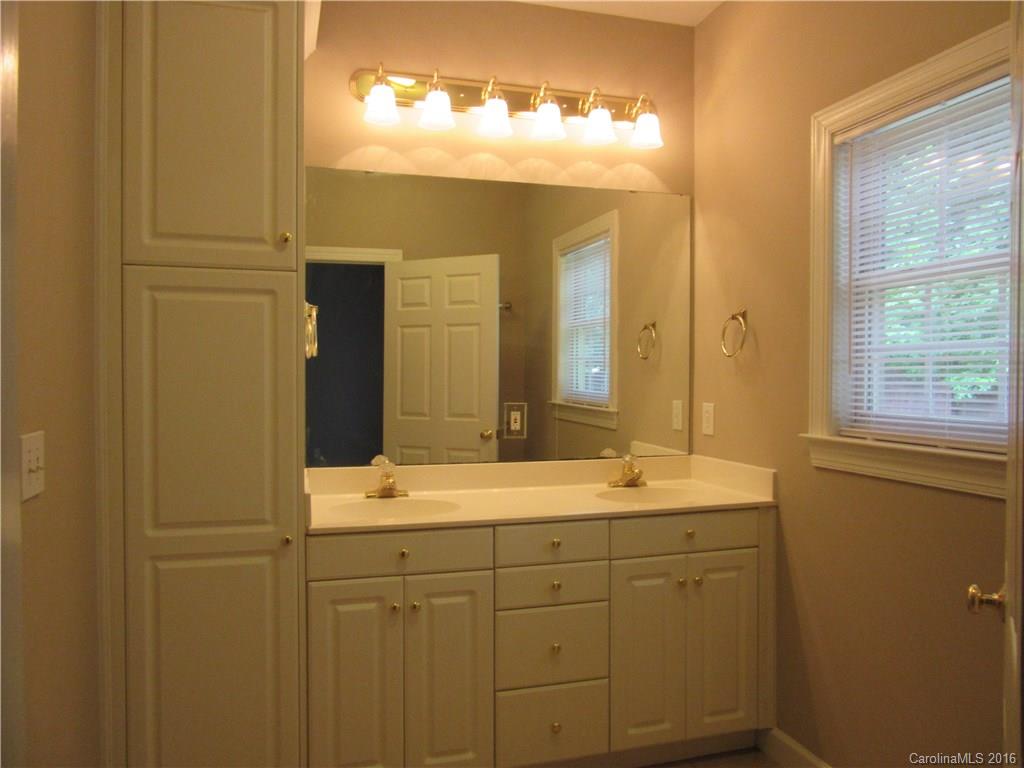 Brentwood Acres - Residential