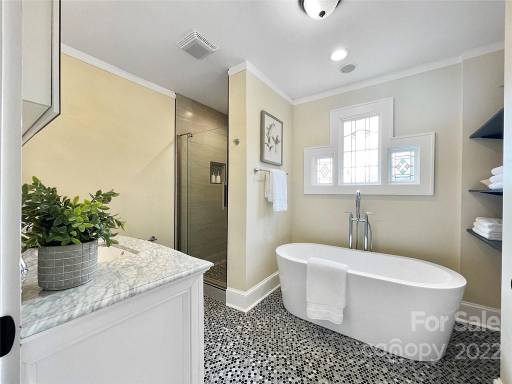 Elizabeth - Residential