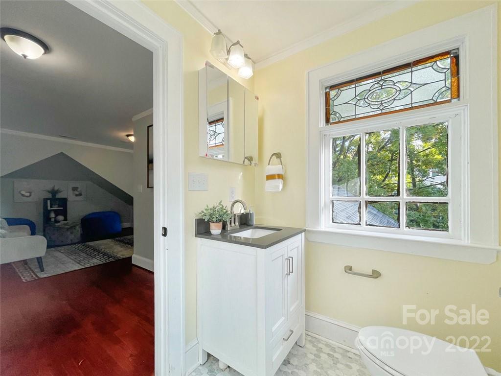 Elizabeth - Residential