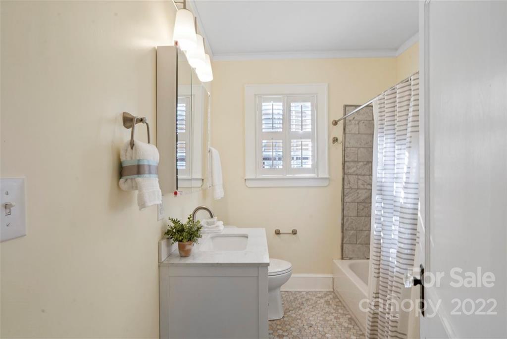 Elizabeth - Residential