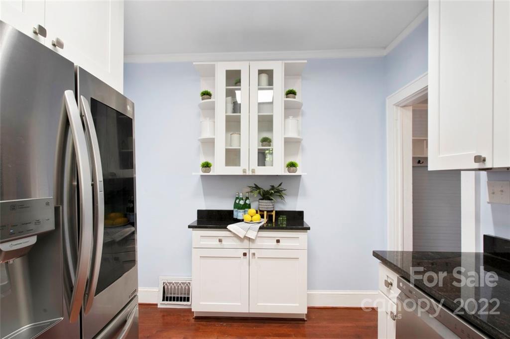 Elizabeth - Residential