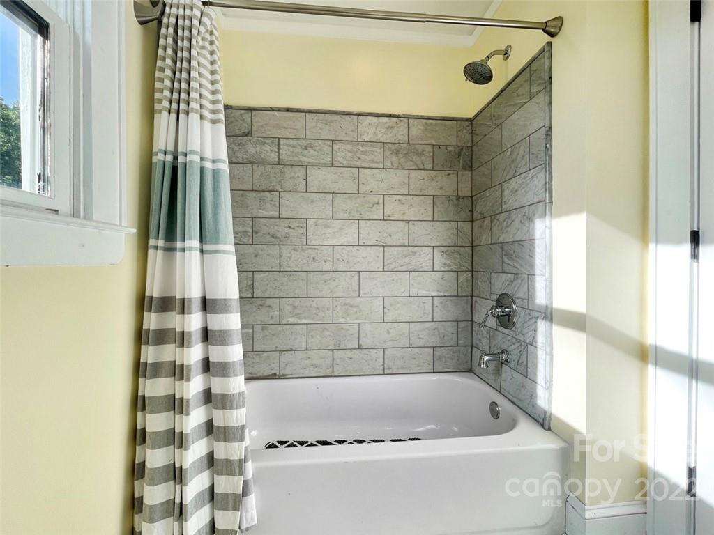 Elizabeth - Residential