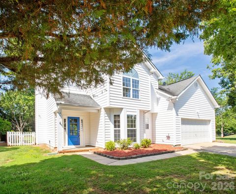 Photo of 411 Carlisle Drive, Indian Trail, NC 28079 (MLS # 4271998)