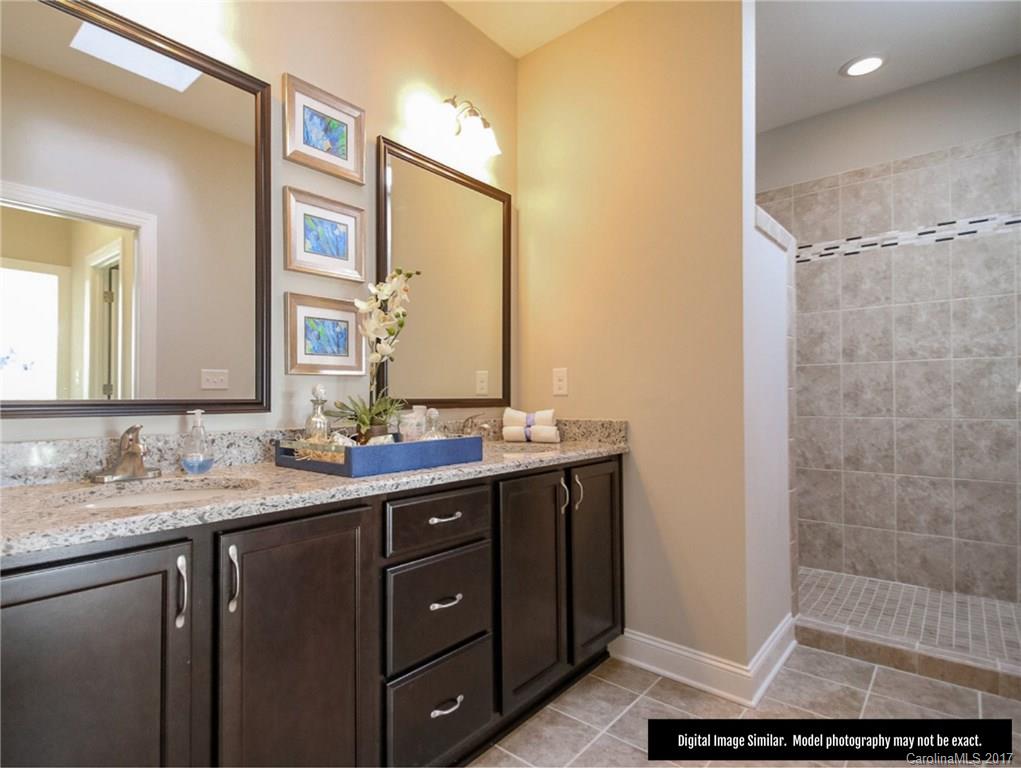 The Courtyards at Wesley Chapel - Residential