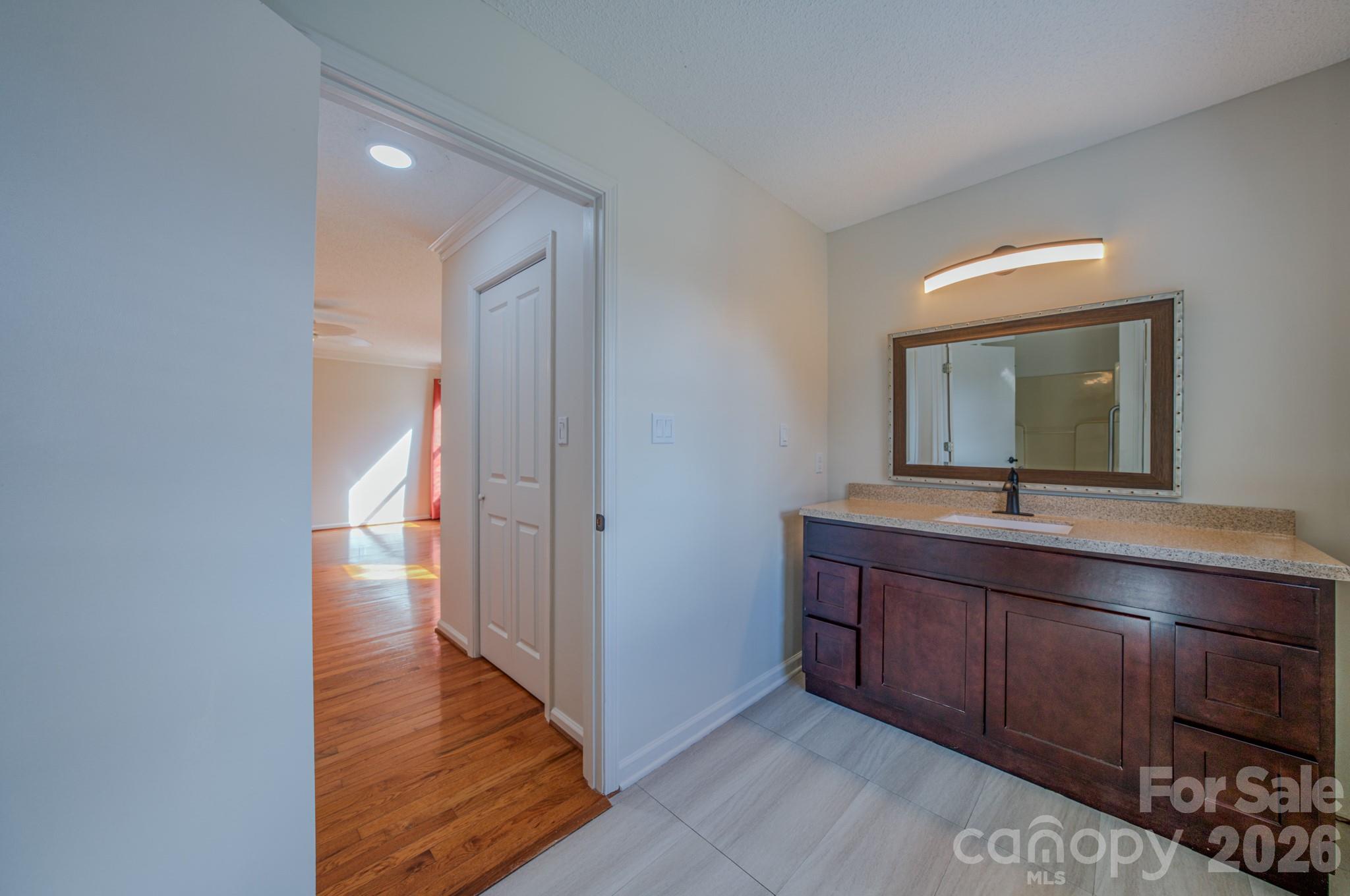 Hawthorne - Residential