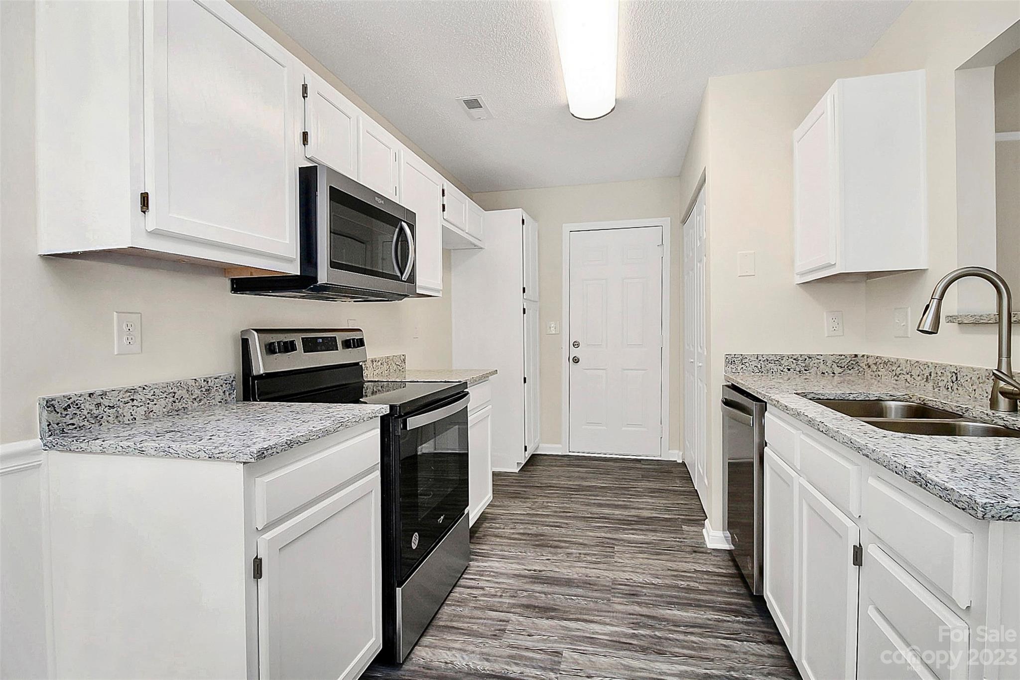 Beaver Pond - Residential