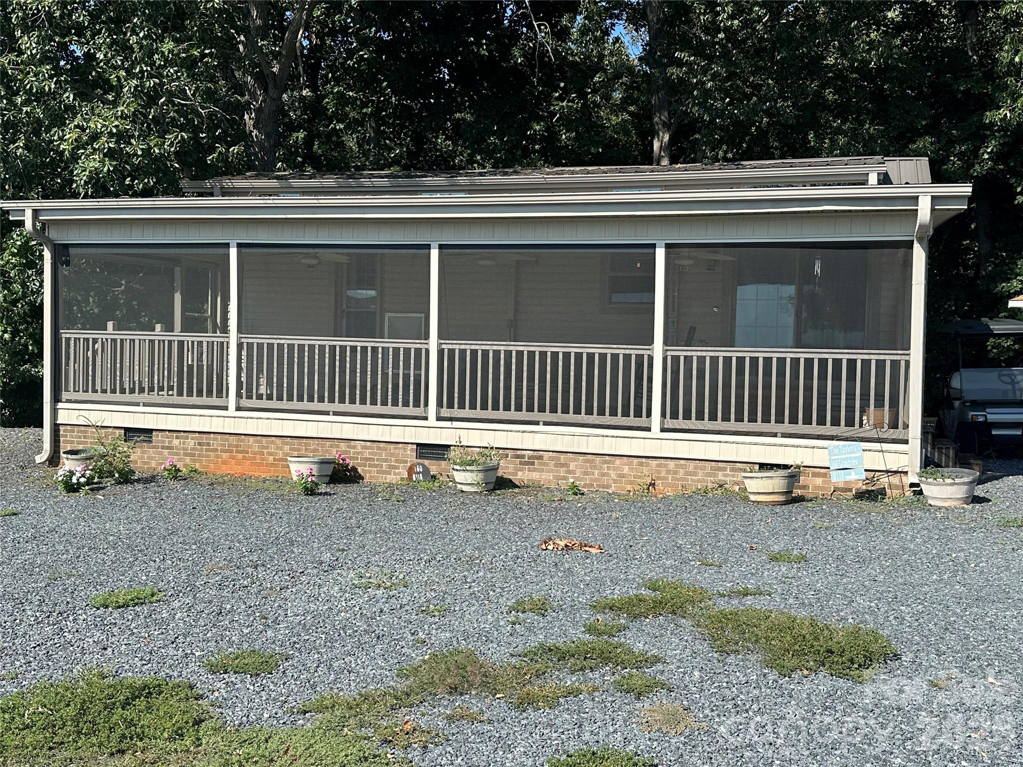 160 Grand View Drive