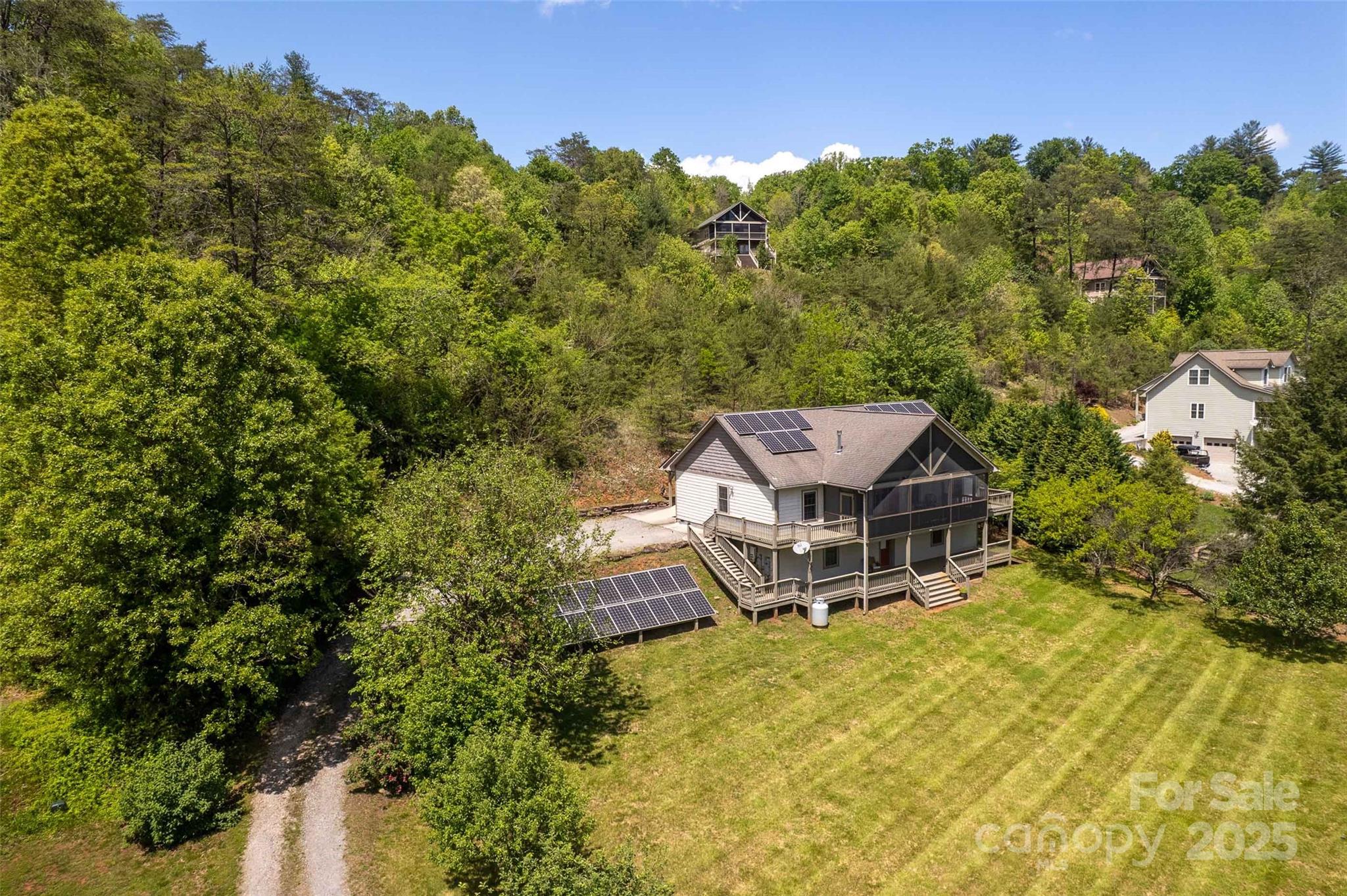 Noahs Landing - Residential