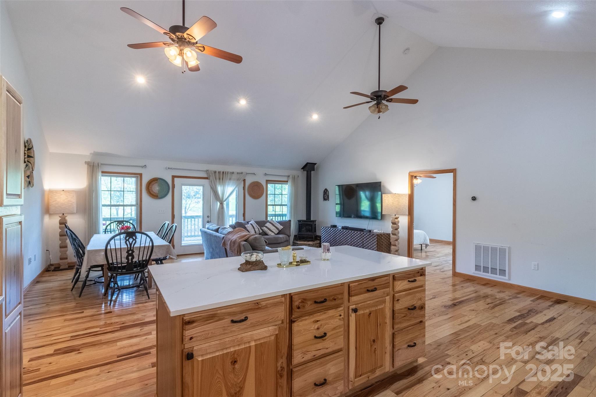 Noahs Landing - Residential