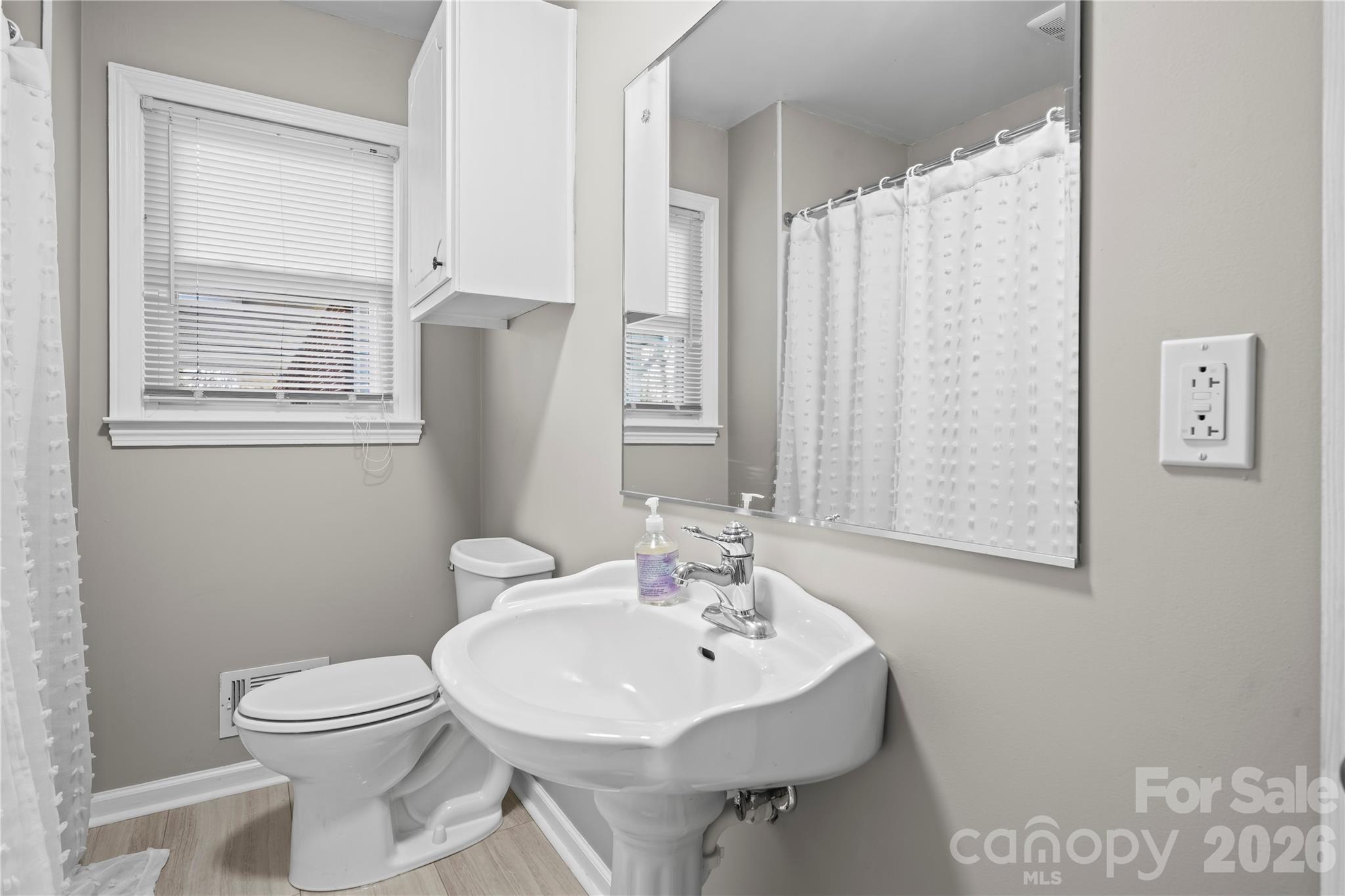 Colonial Heights - Residential