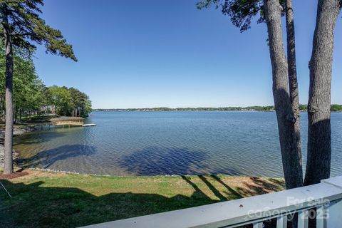 368 Northwest Drive Davidson NC 28036