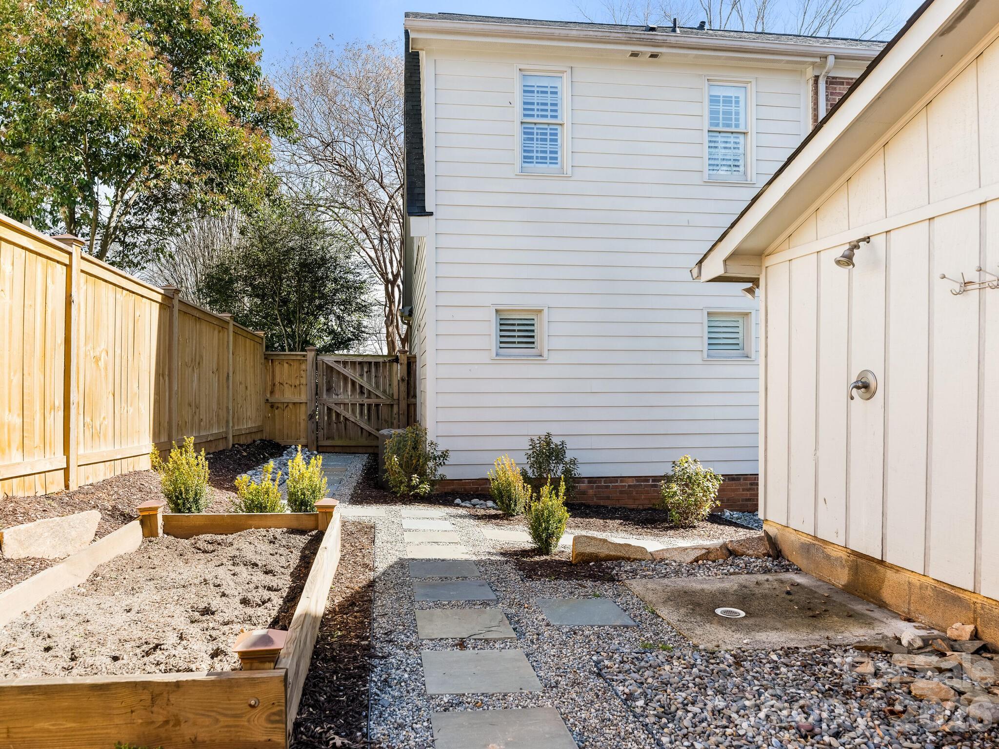 Myers Park - Residential