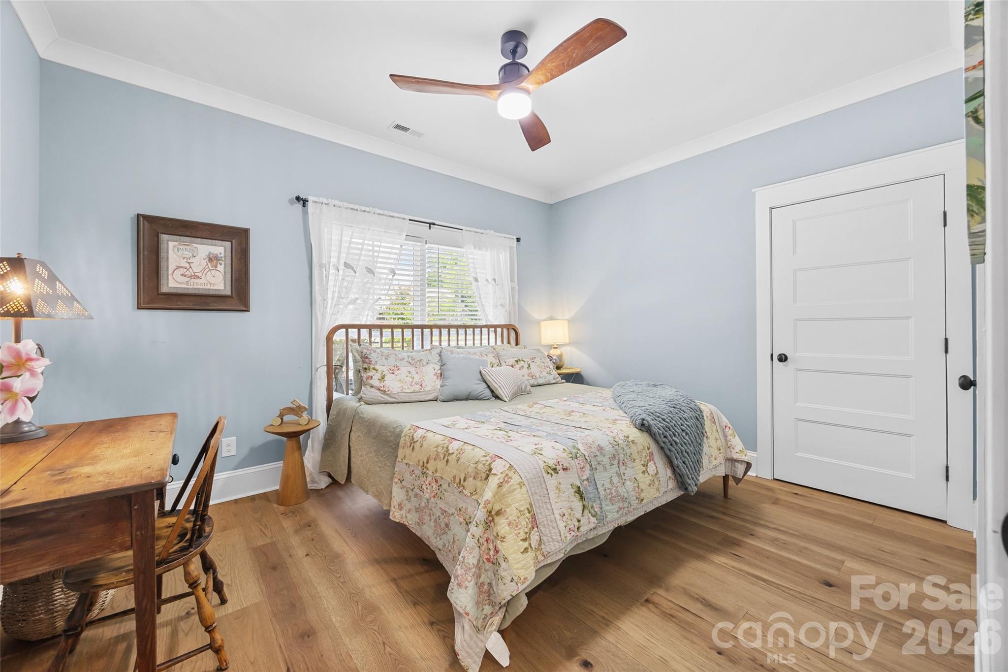 Lake Crest - Residential