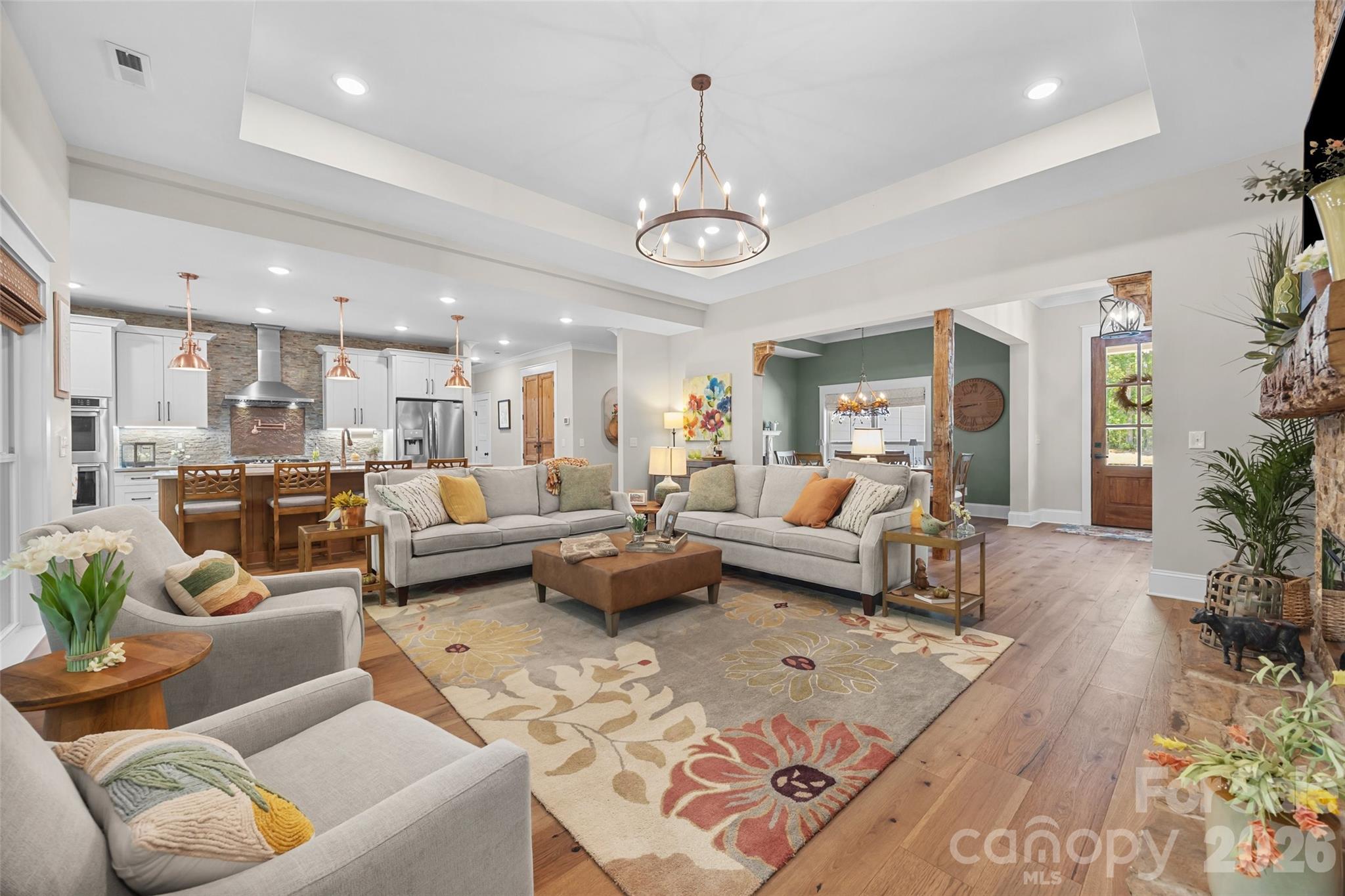 Lake Crest - Residential