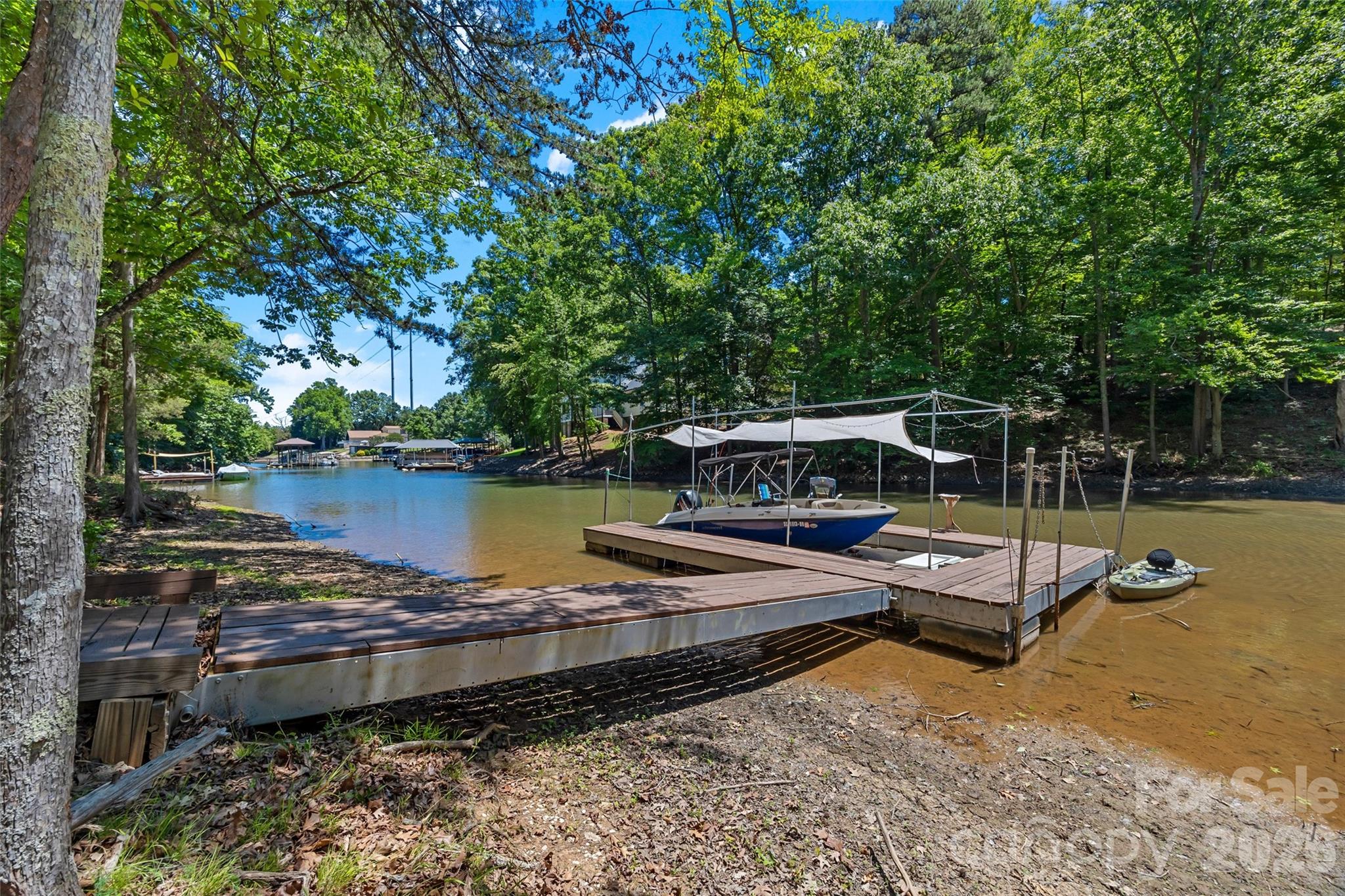 Lake Crest - Residential