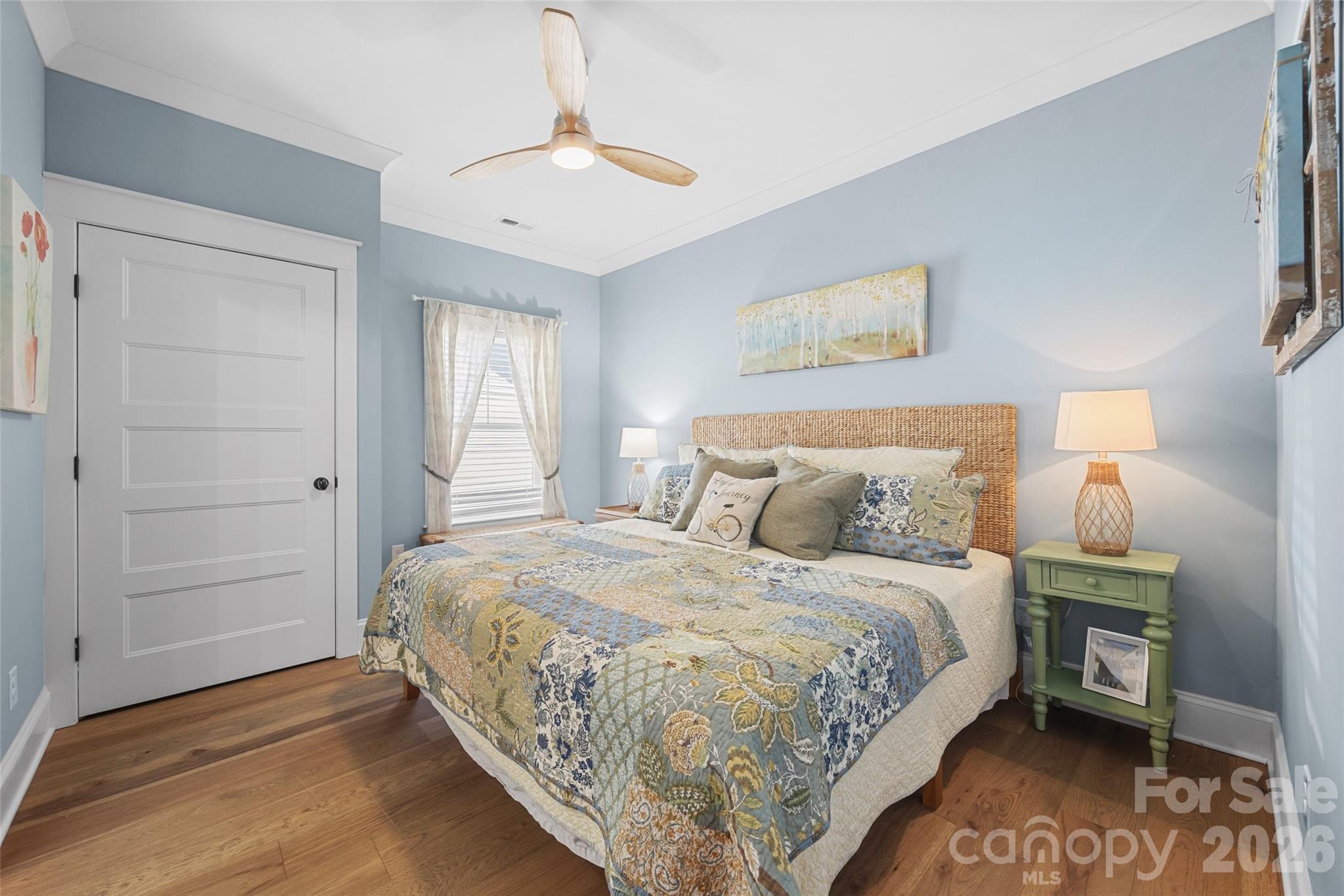 Lake Crest - Residential