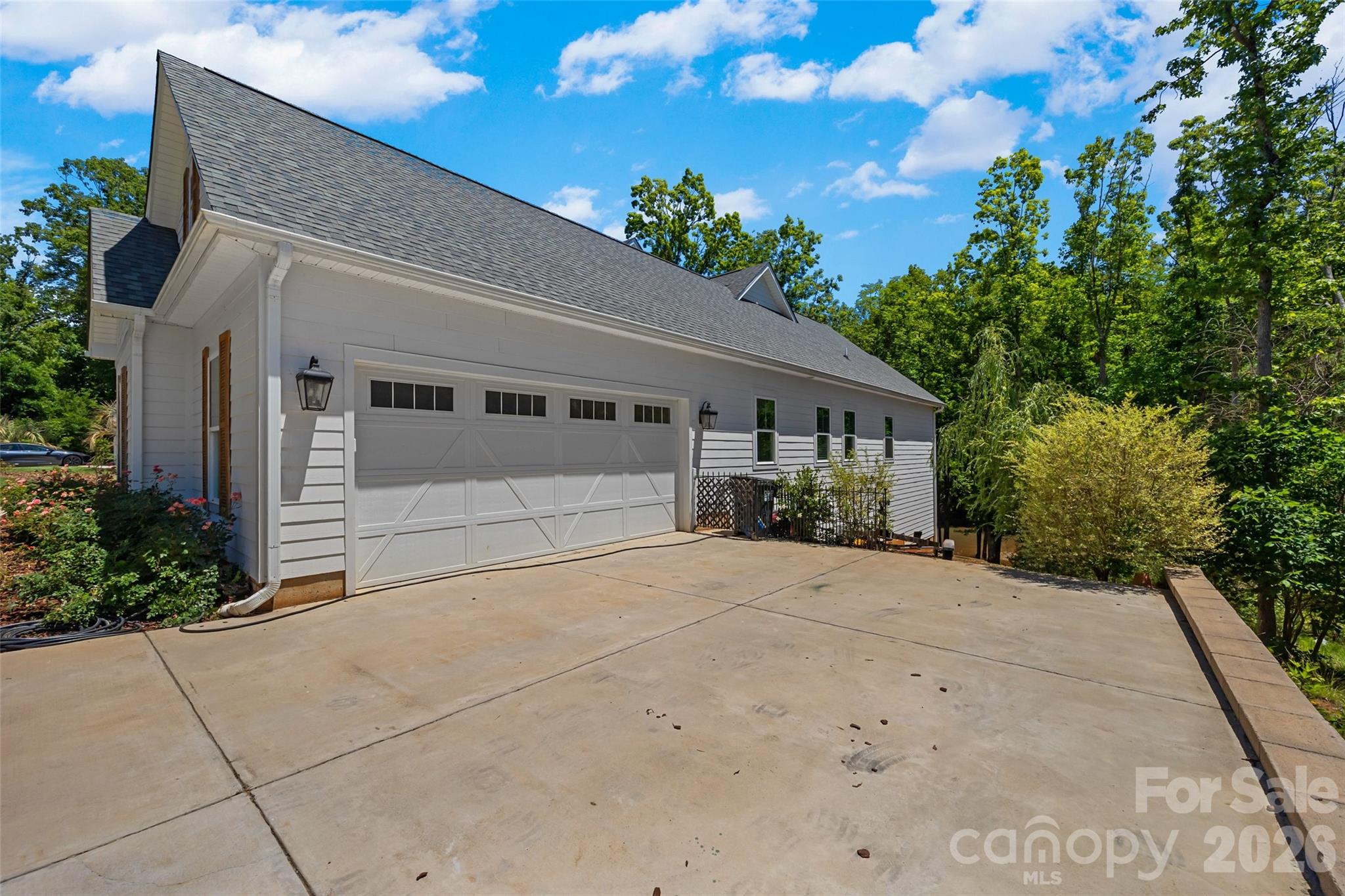 Lake Crest - Residential