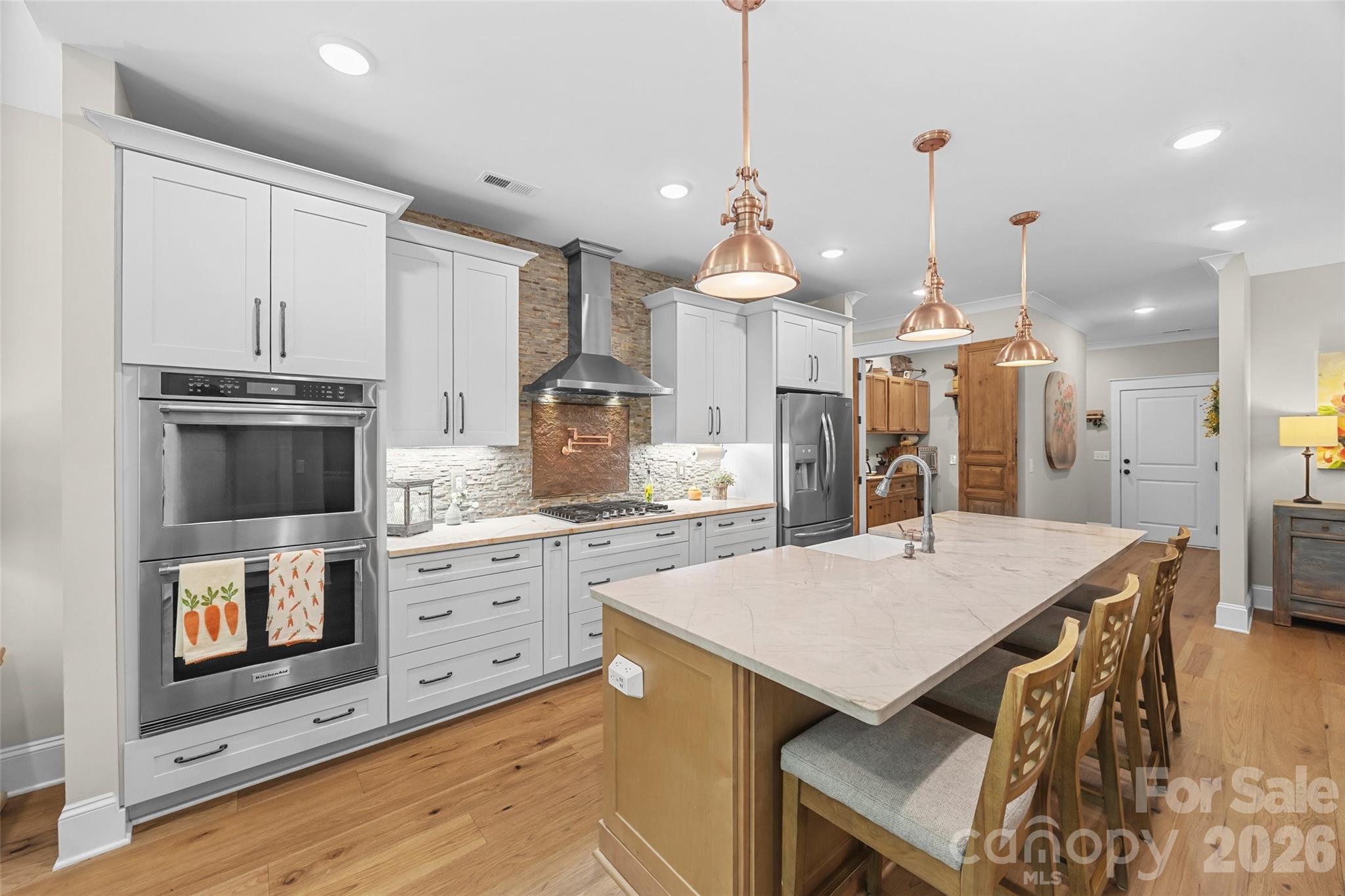 Lake Crest - Residential