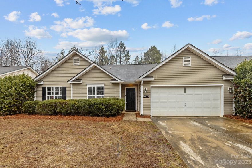 Charming 3 bedroom 2.5 bath split bedroom floor plan in popular University Heights.  Conveniently located near UNCC, PNC Music Pavilion and the Charlotte Motor Speedway.  Inside has been updated with fresh paint and is ready for you to make it your own.  Community Pool just around the block.  House is being sold AS IS.*****Multiple Offers received, please submit highest and best by 5pm Sunday 2/4.***