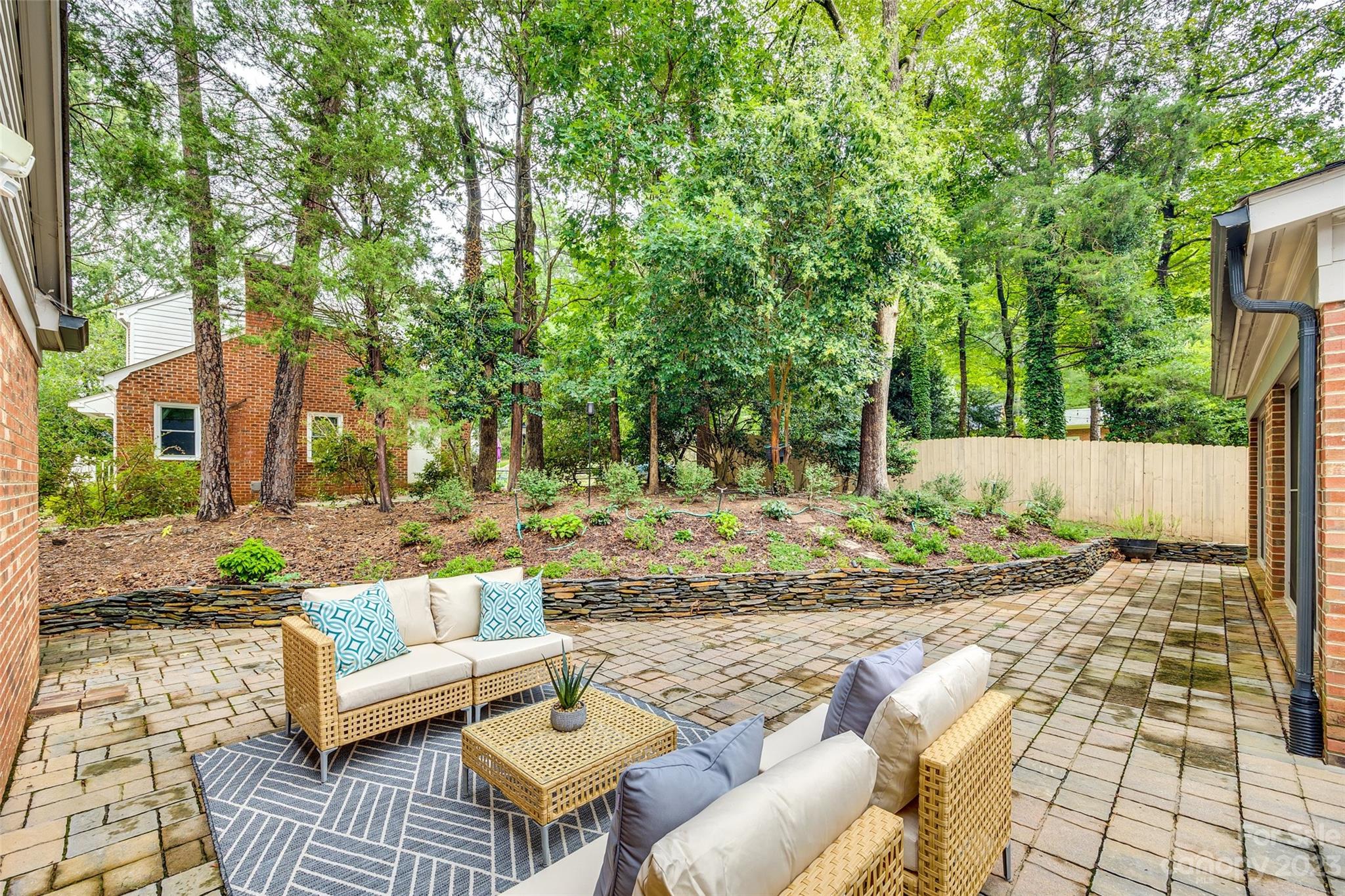 Sardis Forest - Residential