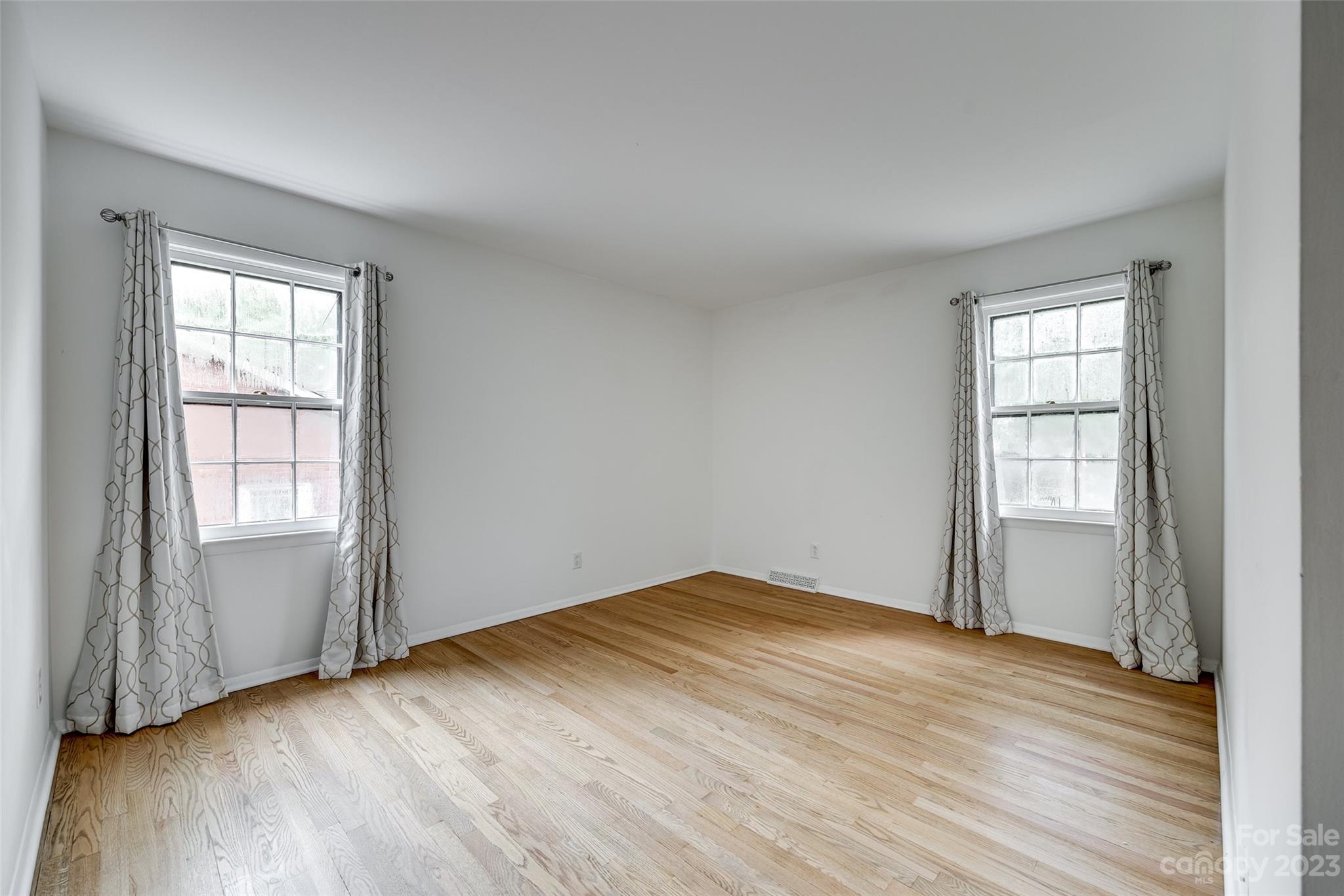 Sardis Forest - Residential