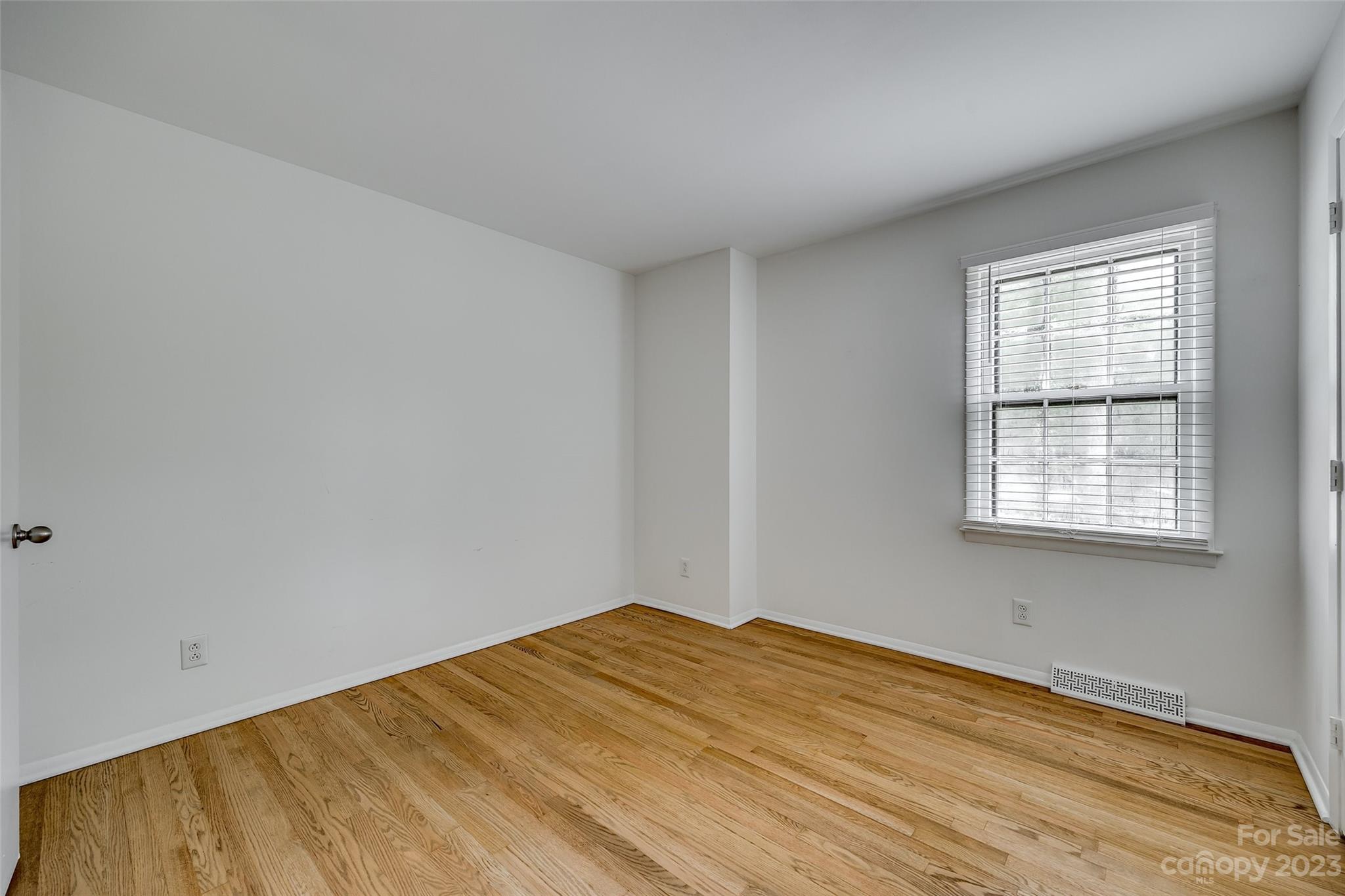 Sardis Forest - Residential