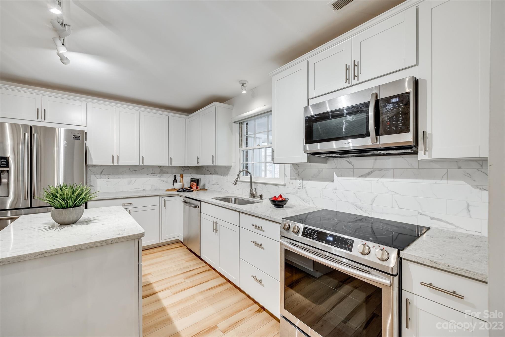 Sardis Forest - Residential