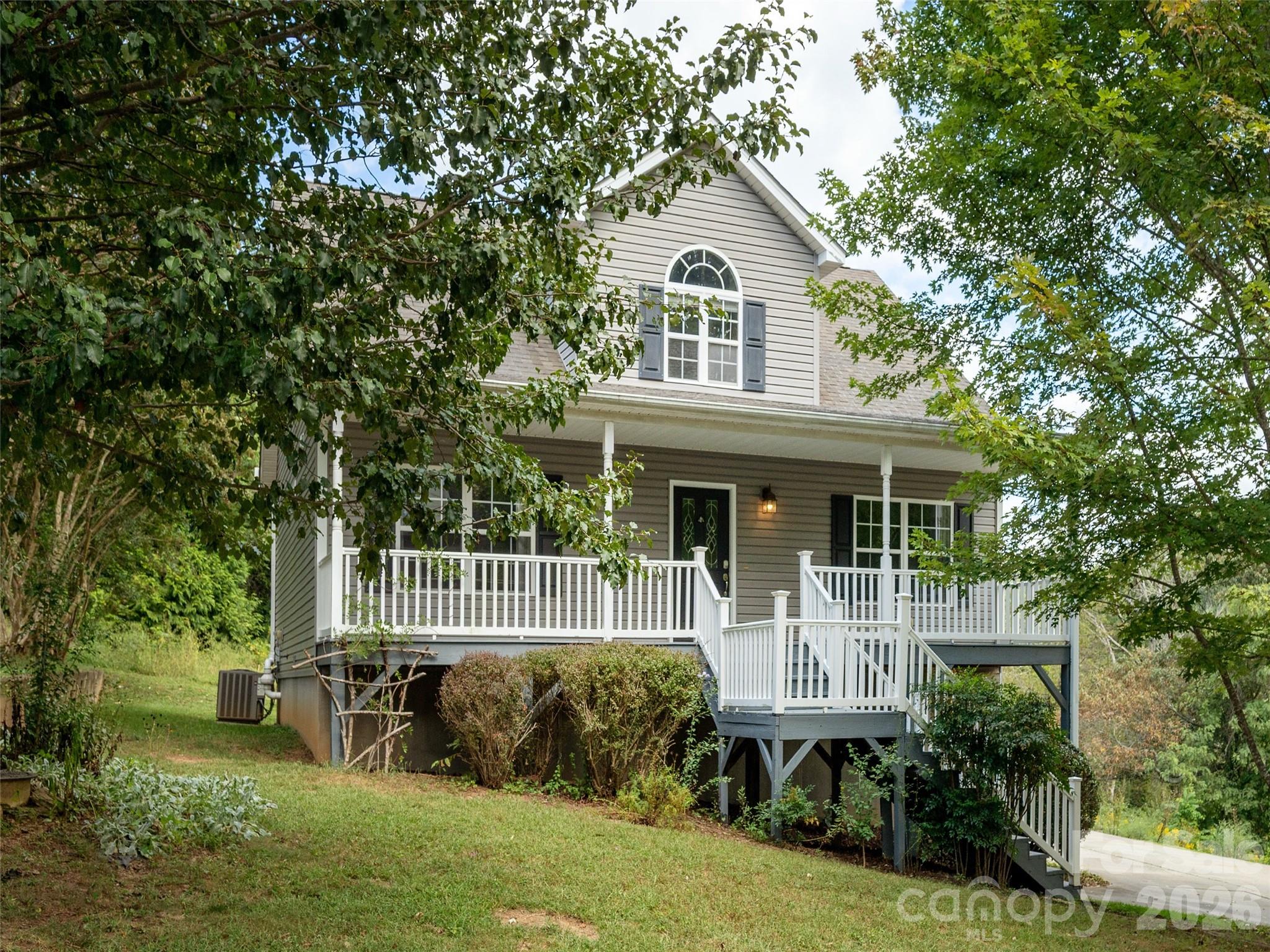 44 Ridgeland Lane