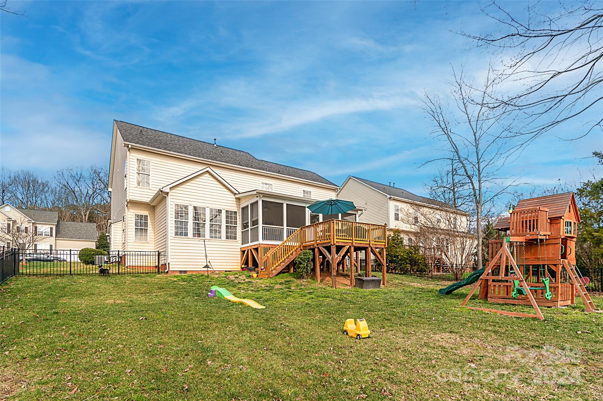 Brandon Oaks - Residential