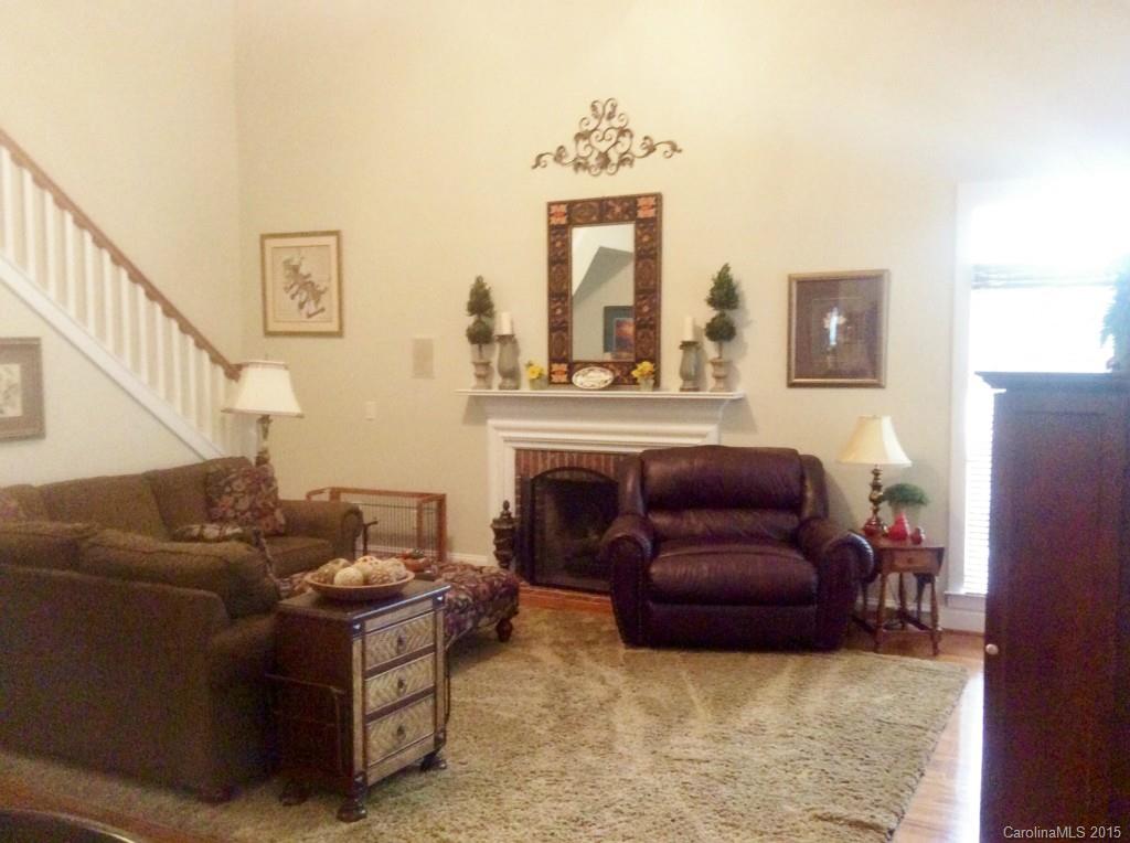 Lake Shore - Residential