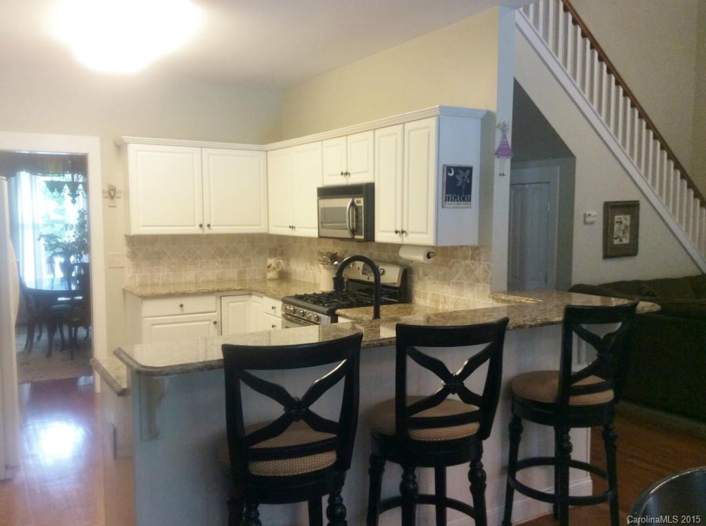 Lake Shore - Residential