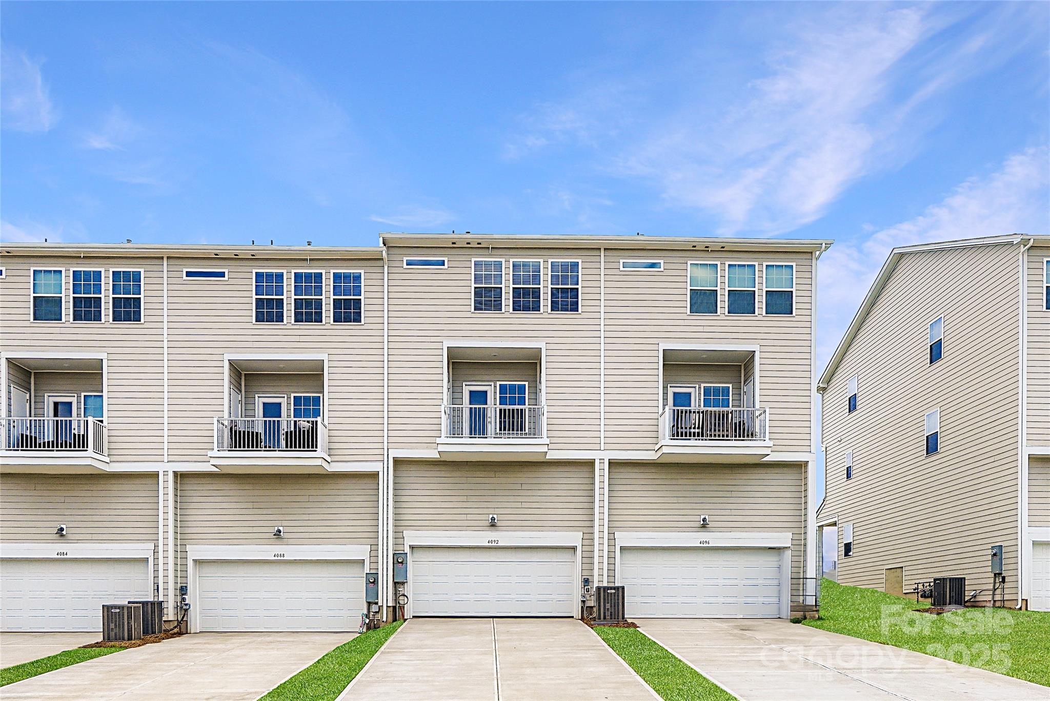 Elizabeth - Residential