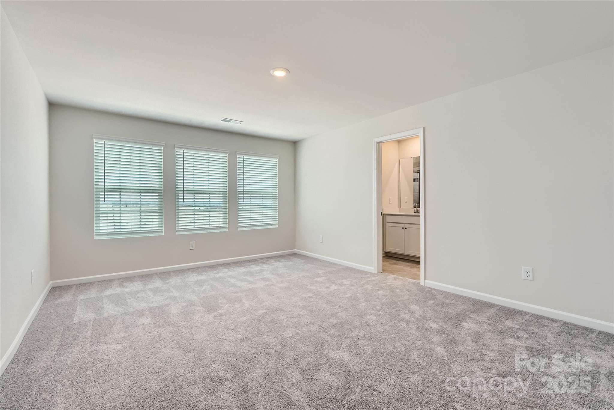 Elizabeth - Residential