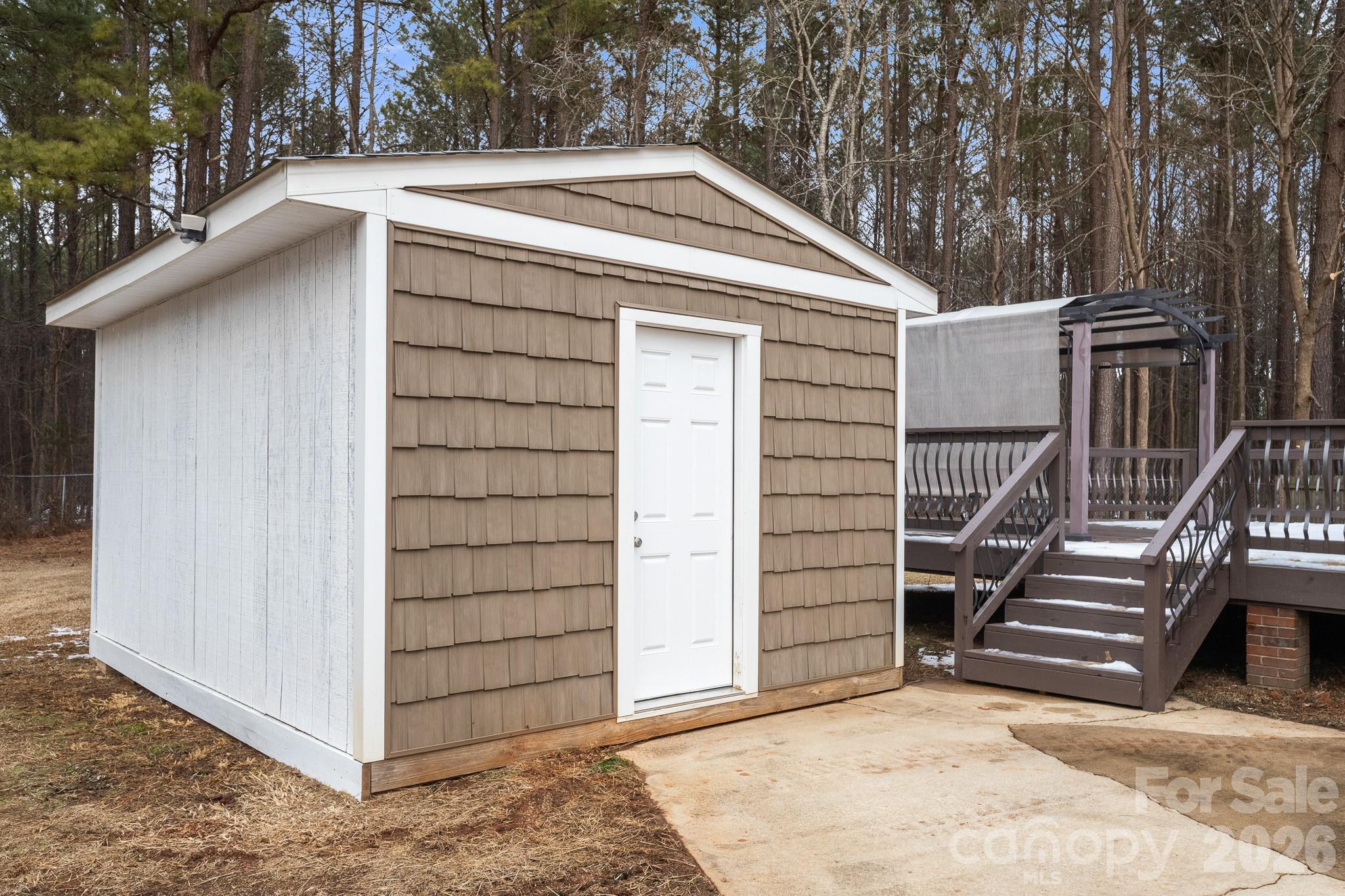 Farm Pond Acres - Residential