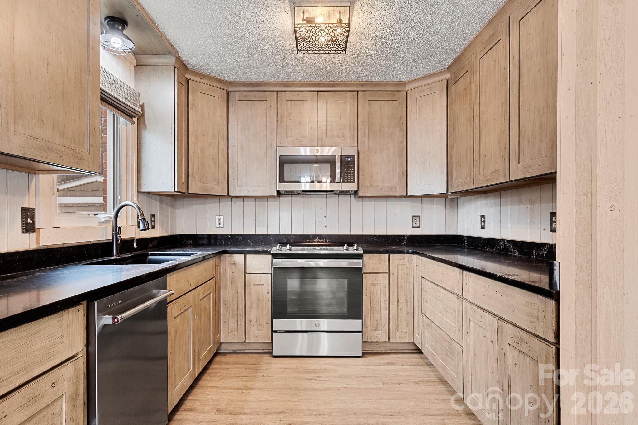 Farm Pond Acres - Residential