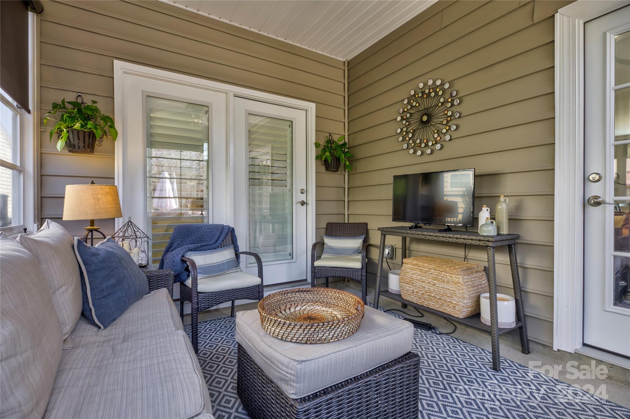 Waterside - Residential