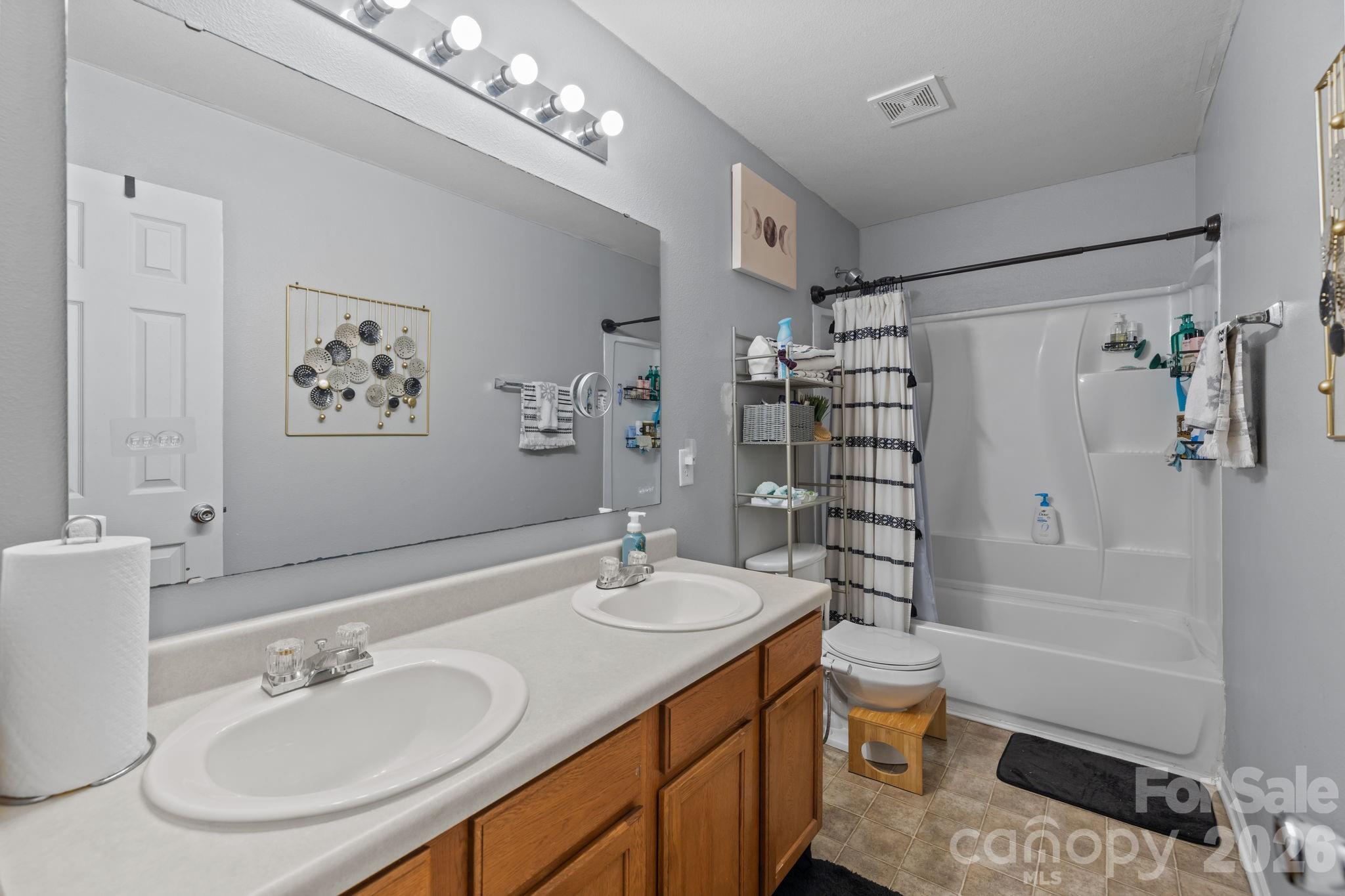 Kingstree - Residential