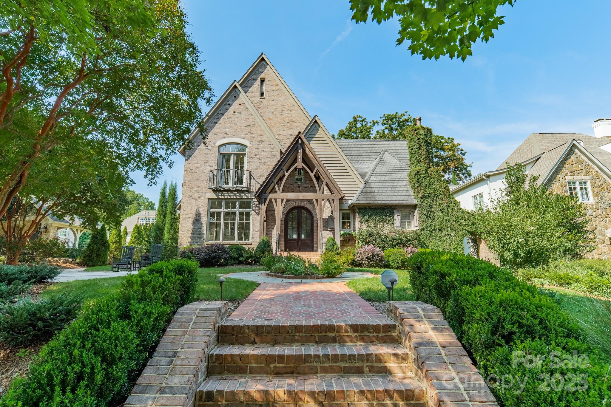 Myers Park - Residential