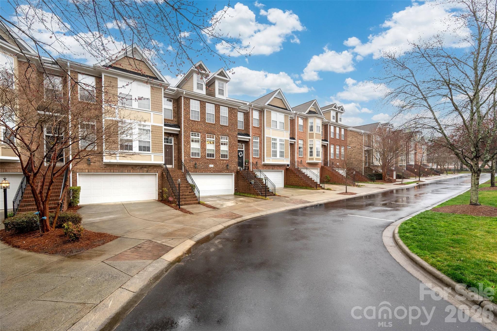 3321 Luke Crossing Drive