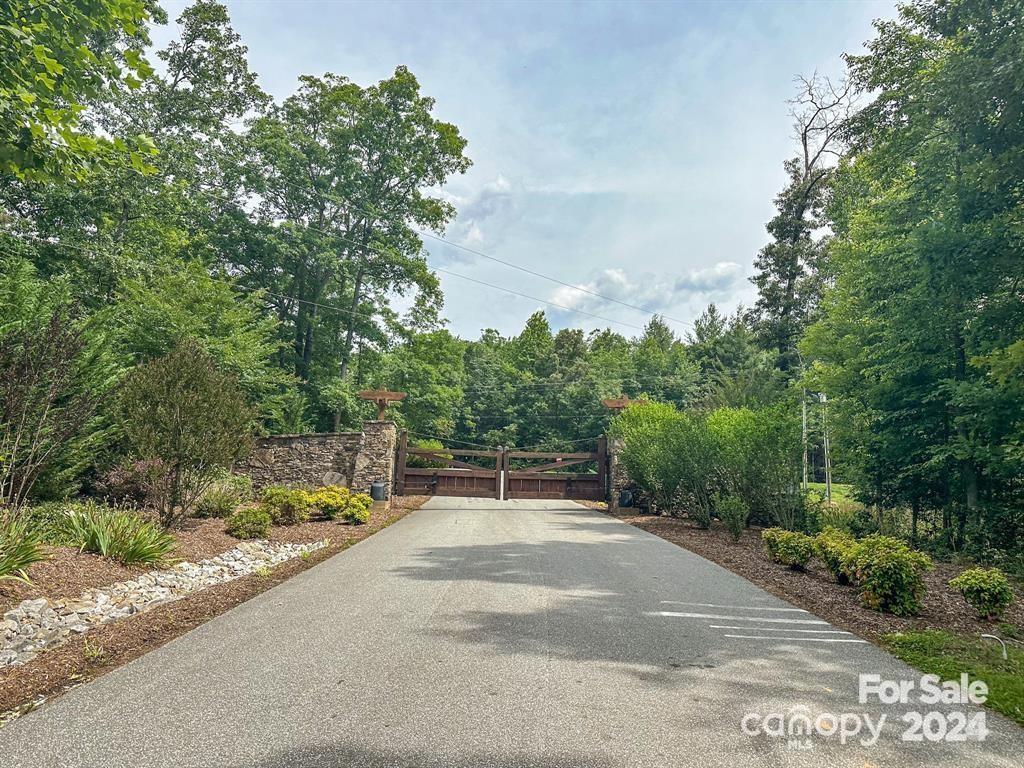 The Peninsula at Lake James - Land