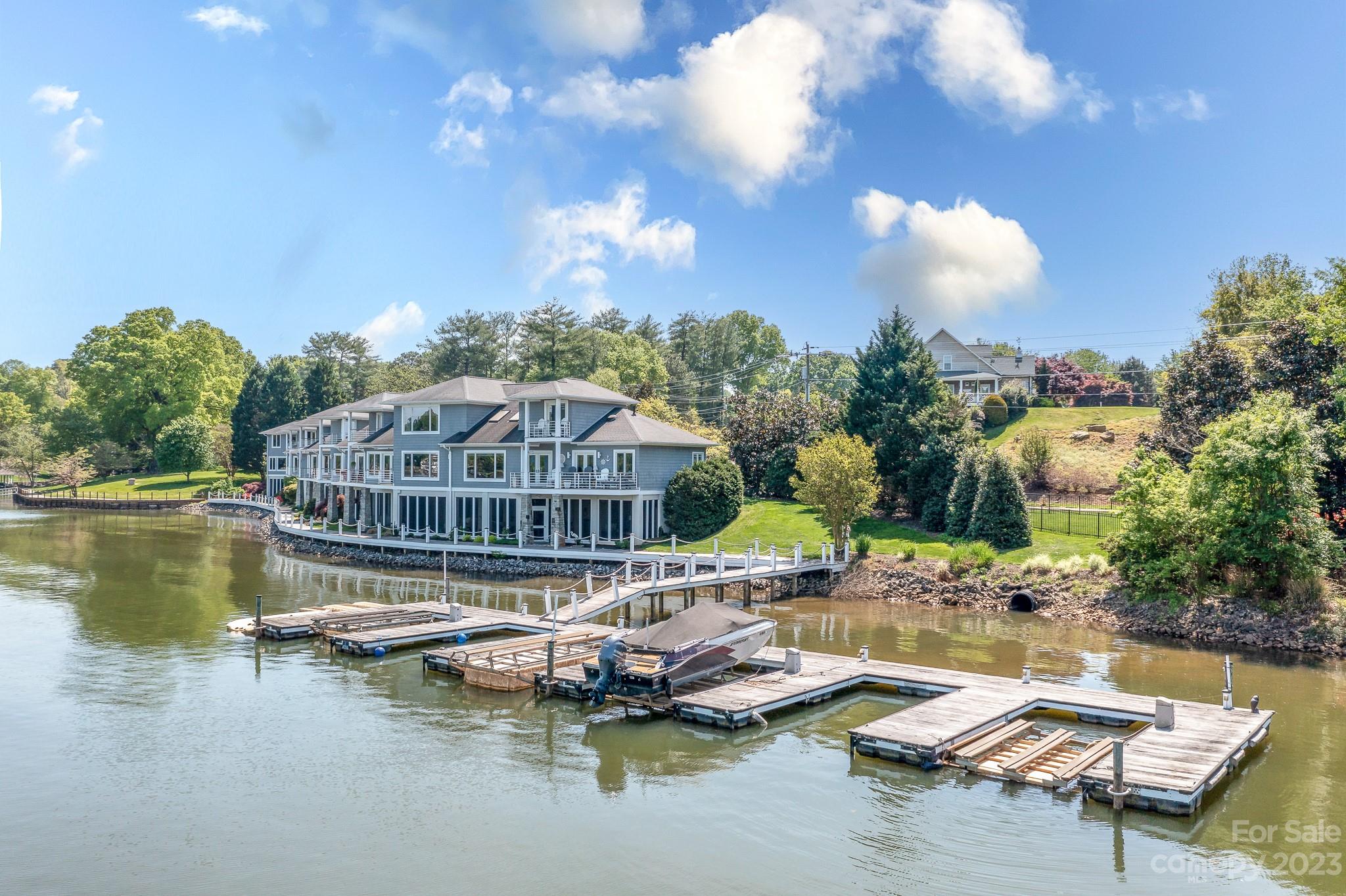 The Waterfront - Residential