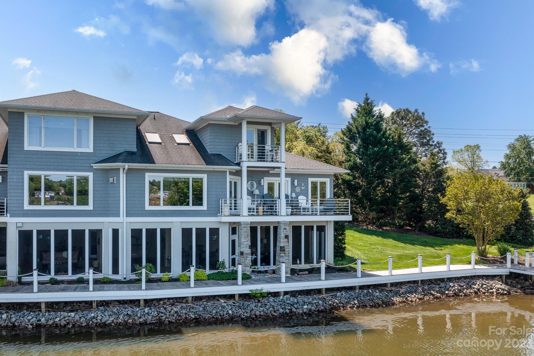 The Waterfront - Residential
